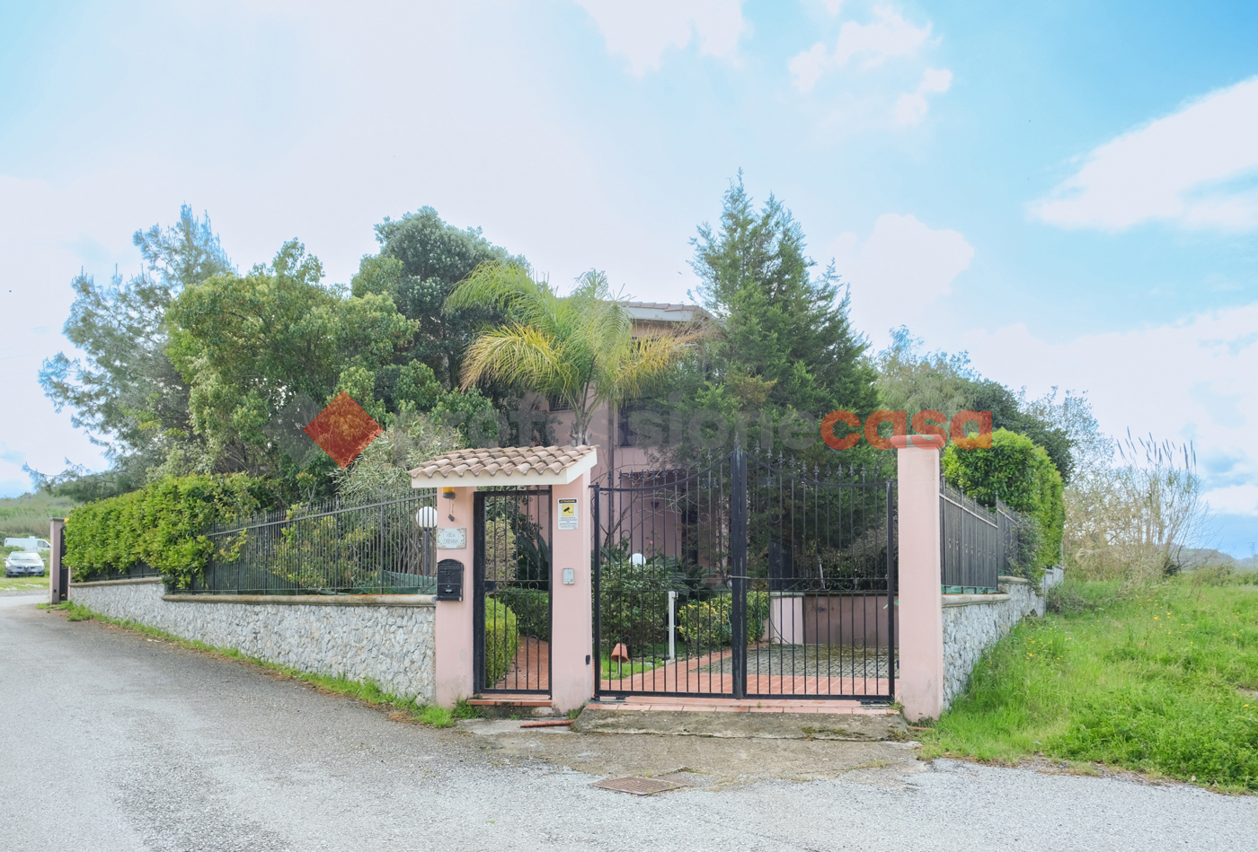 Villa con giardino a San Filippo del Mela