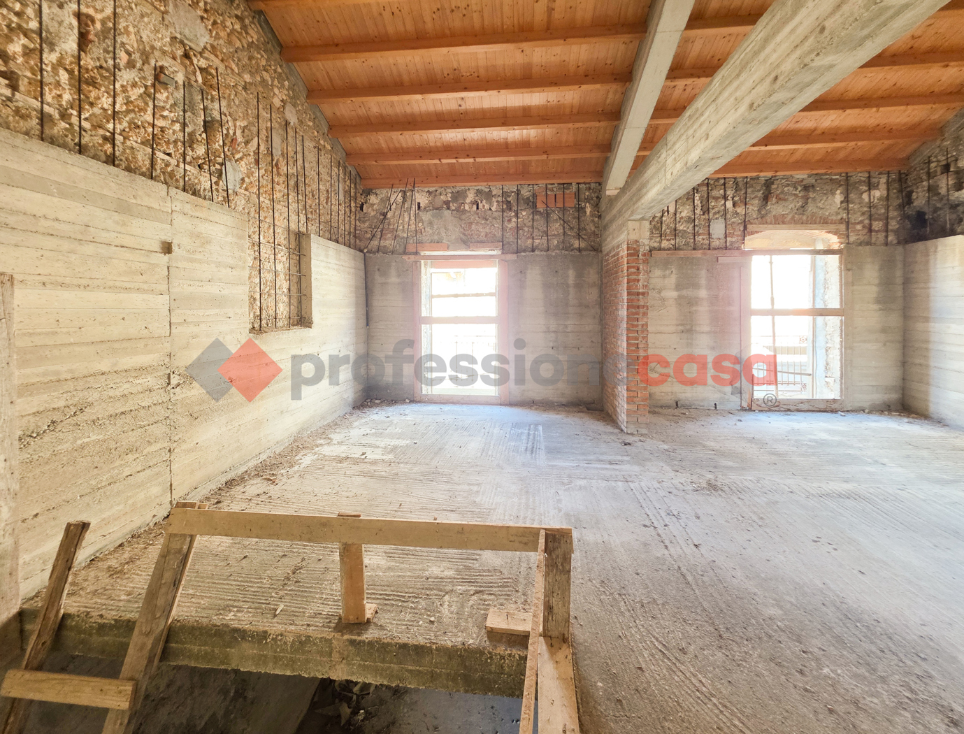 Casa indipendente da ristrutturare a Pace del Mela