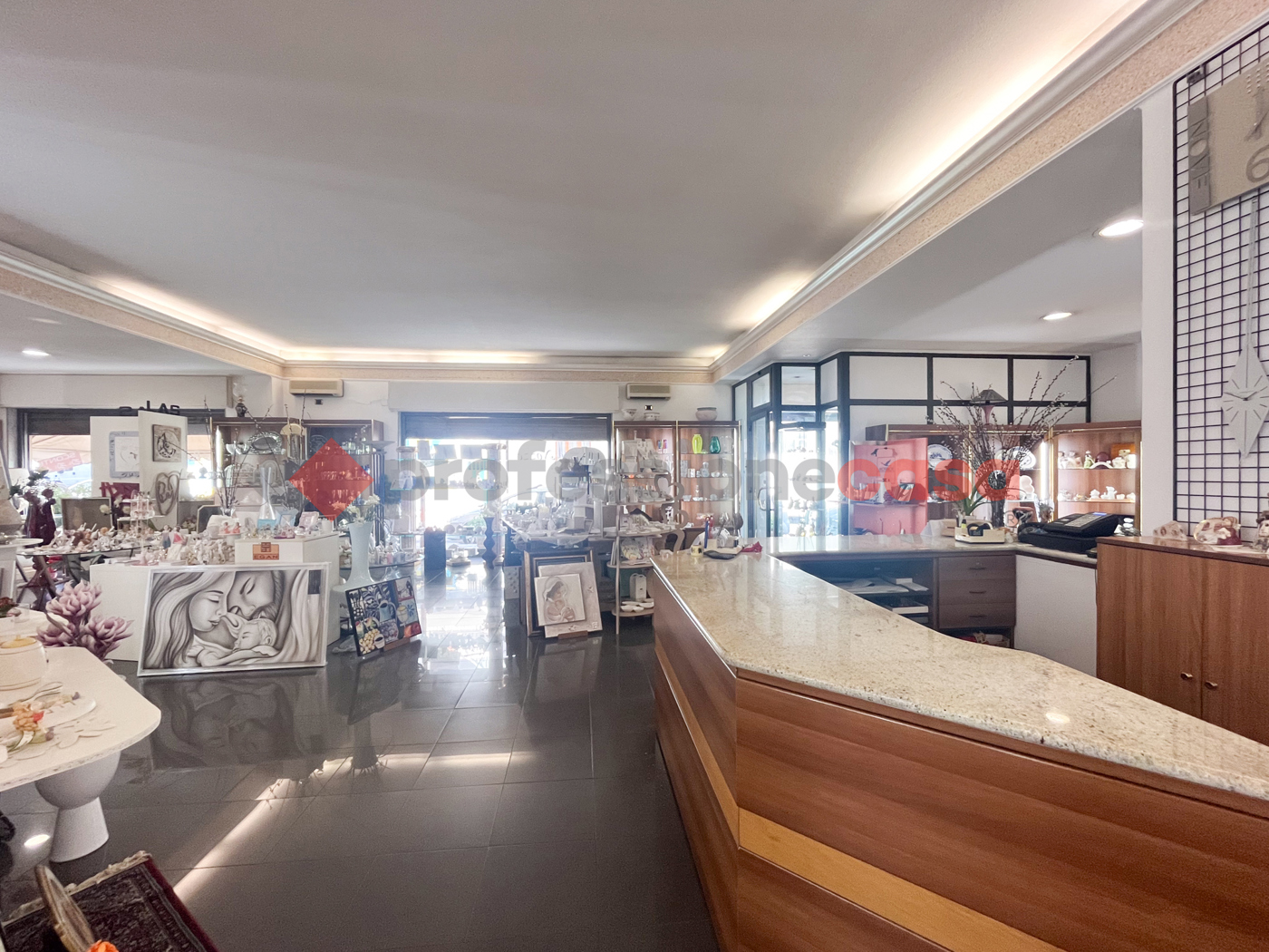 Negozio in vendita a San Filippo del Mela