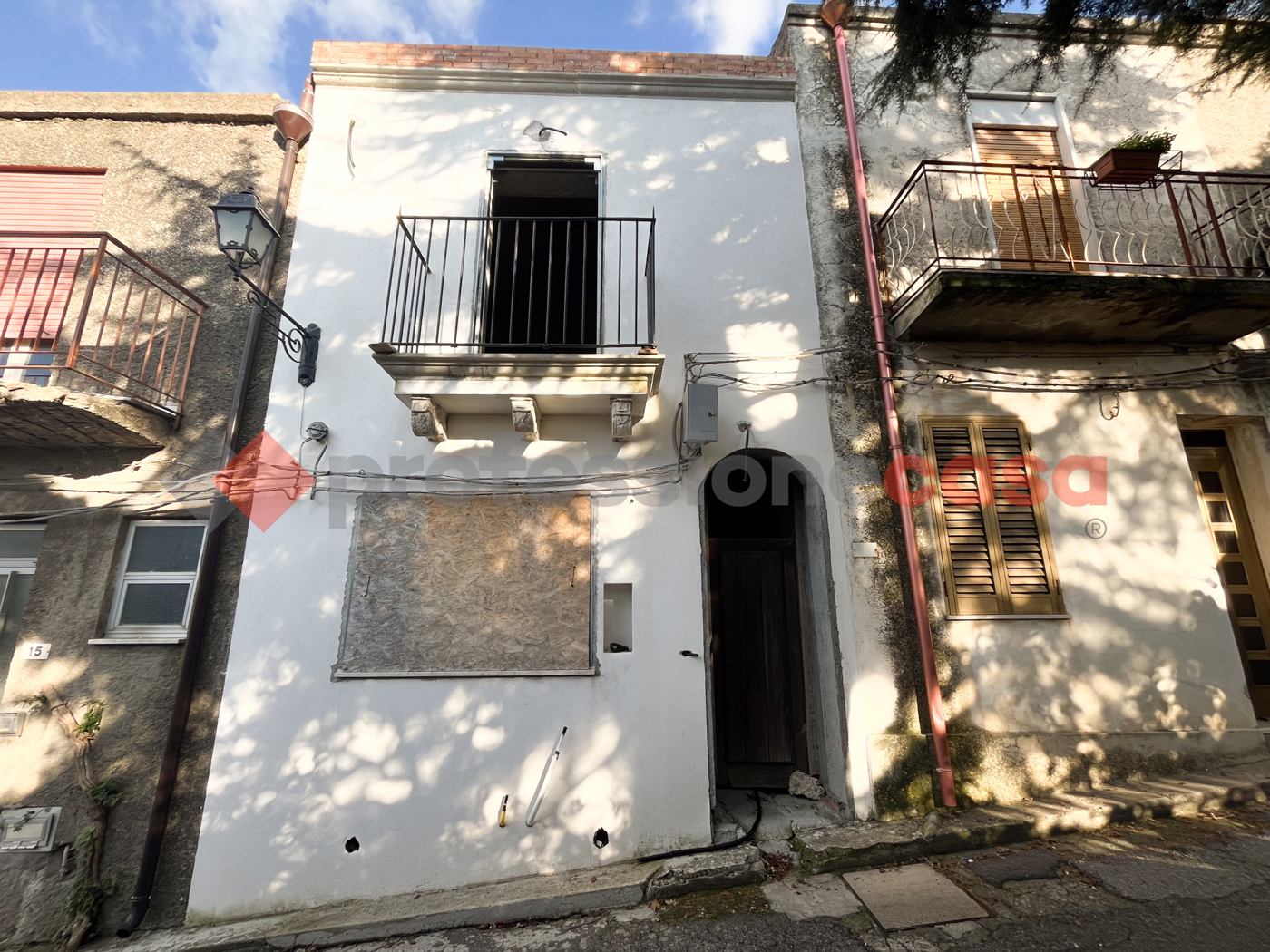 Casa indipendente da ristrutturare a Pace del Mela