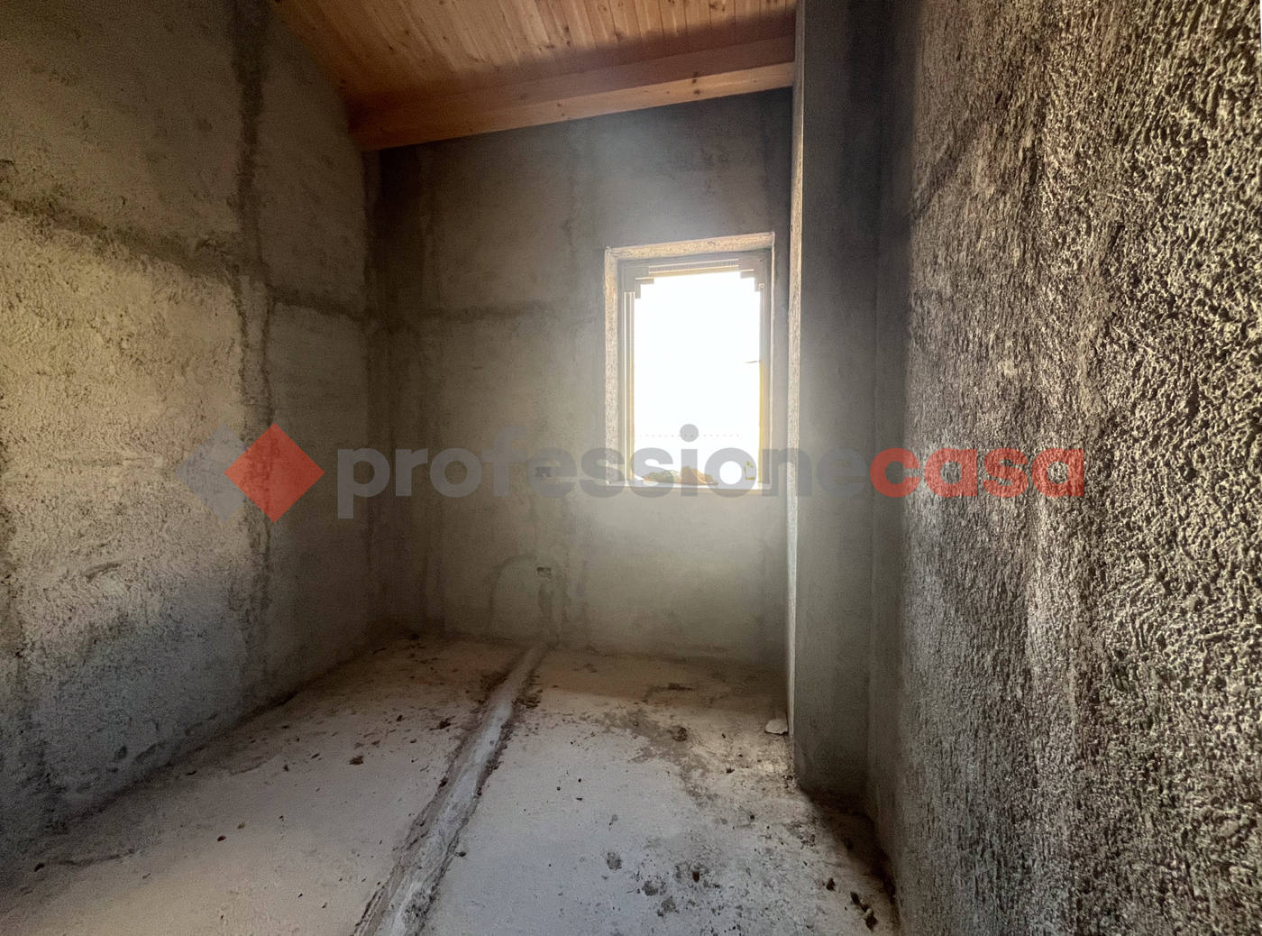 Casa indipendente da ristrutturare a Pace del Mela