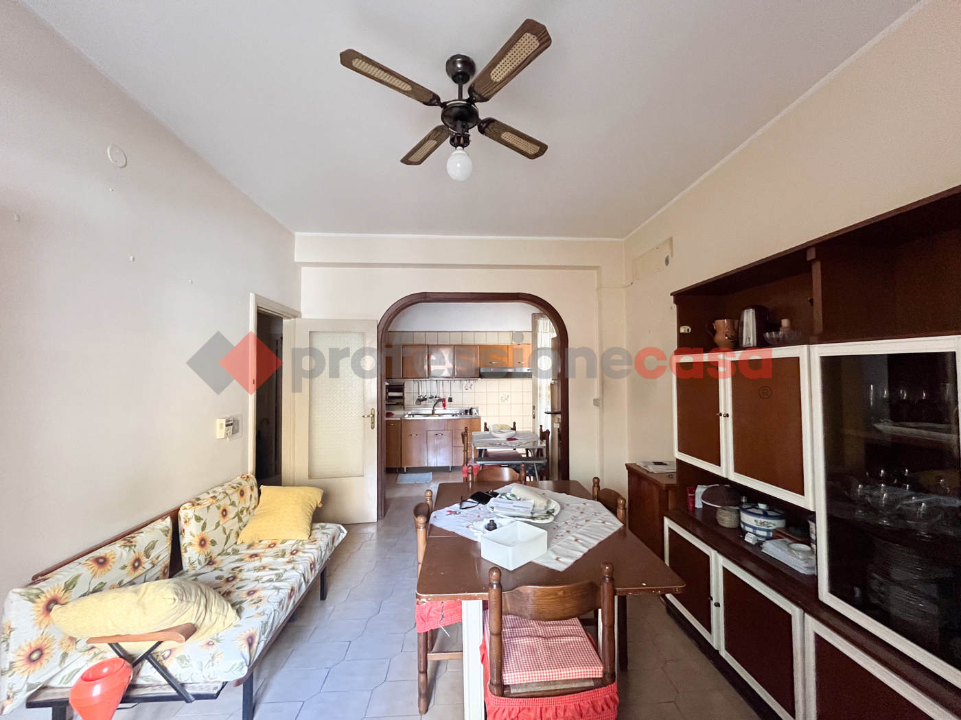 Quadrilocale in vendita a Barcellona Pozzo di Gotto