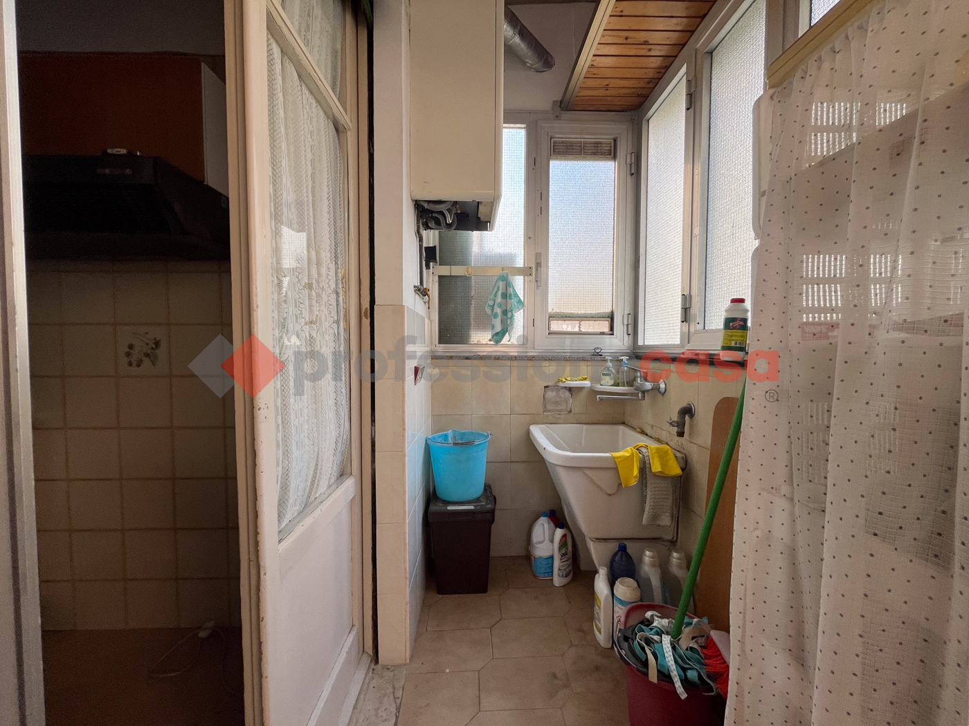 Quadrilocale in vendita a Barcellona Pozzo di Gotto