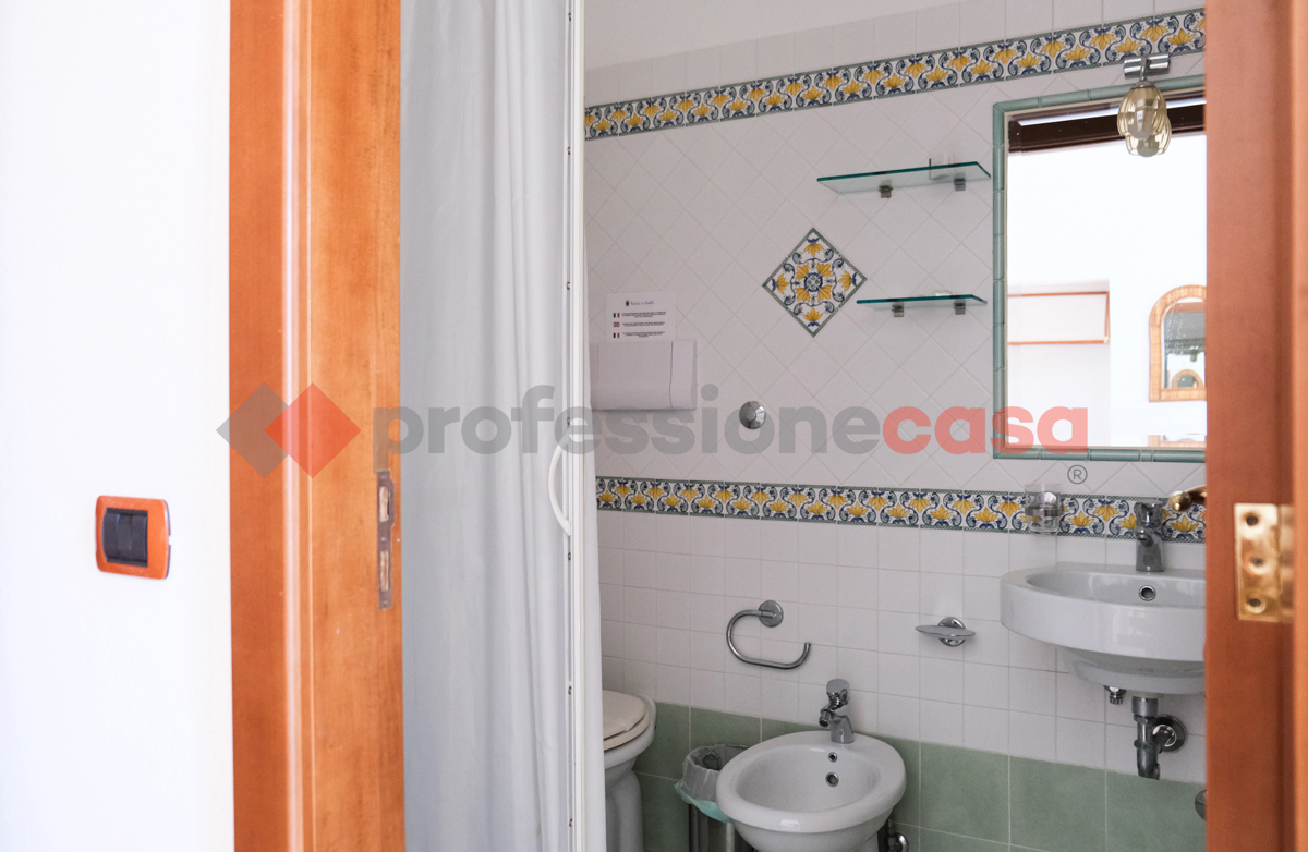 Attivit� commerciale Albergo in vendita a Leni
