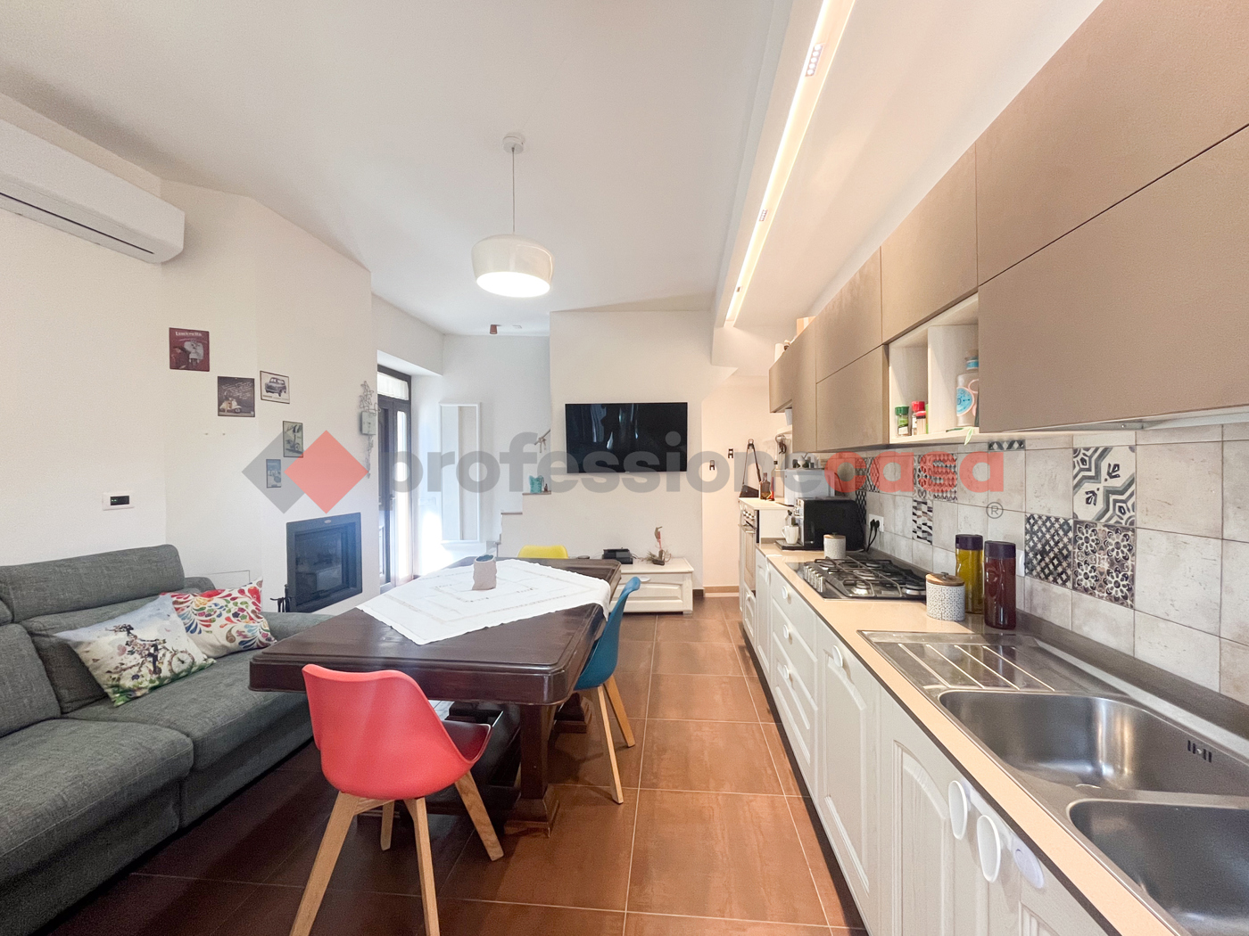 Casa indipendente in vendita a Novara di Sicilia