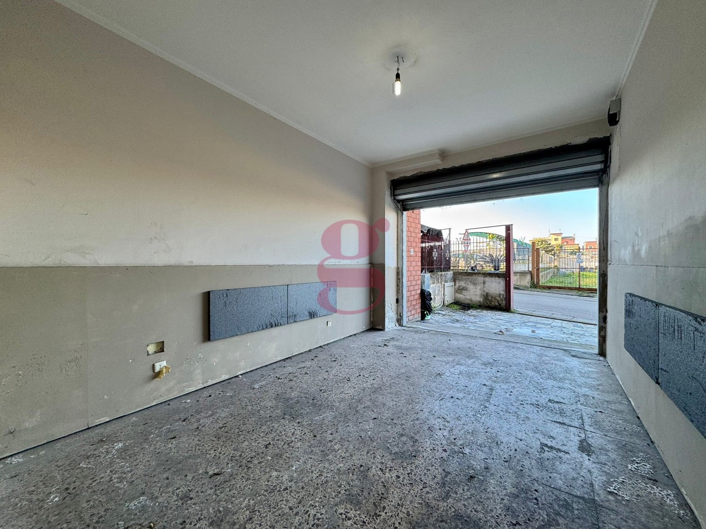 Box/Garage 20mq in affitto a Santa Maria la Carit