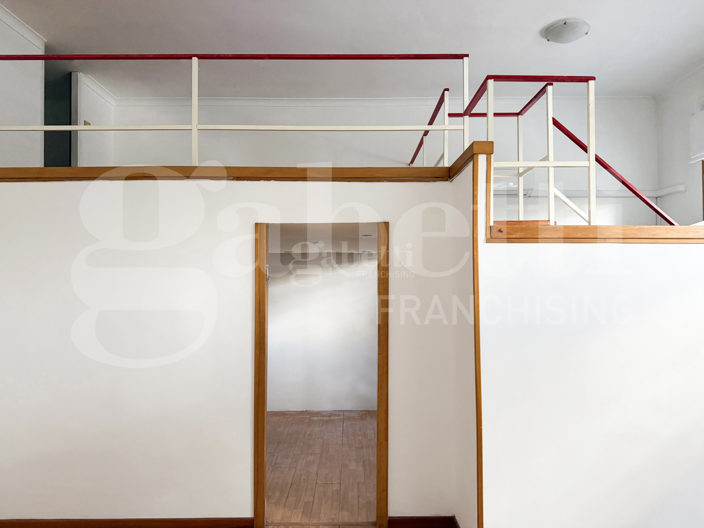 Negozio in affitto a Napoli