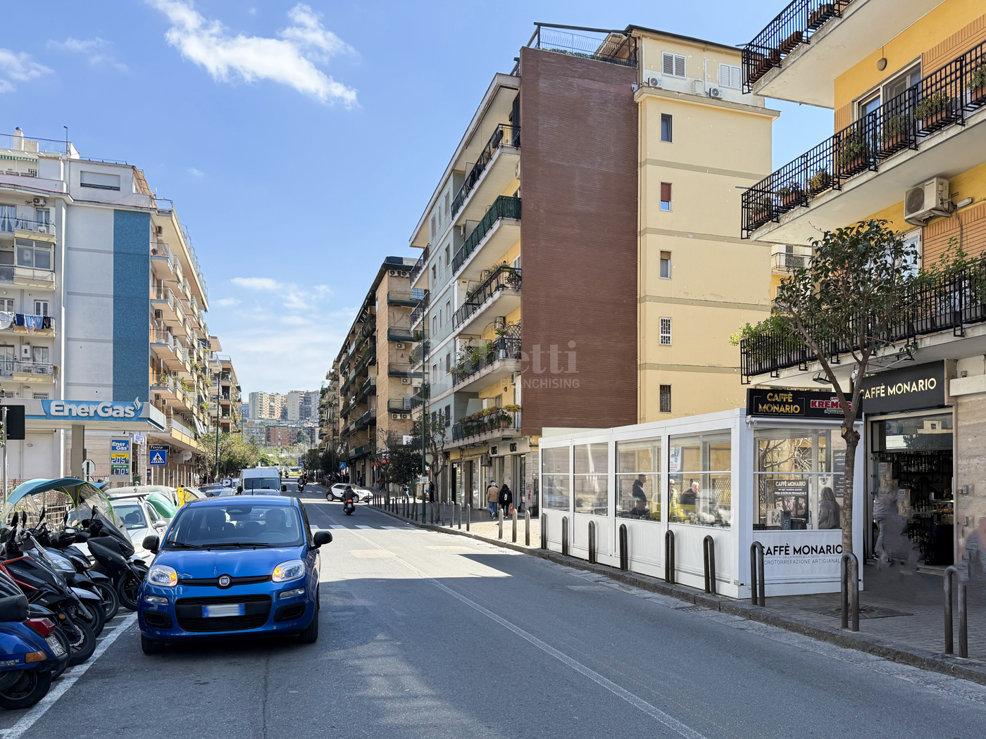 Ufficio con box a Napoli