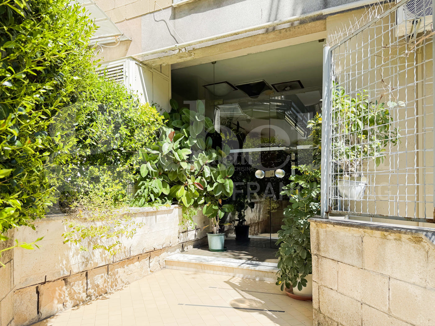 Appartamento con box a Napoli