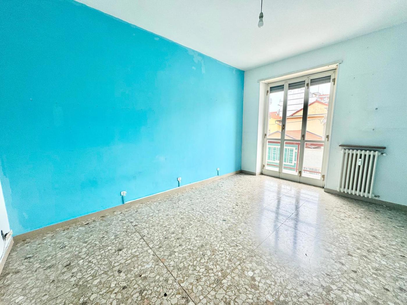 Trilocale da ristrutturare a Collegno