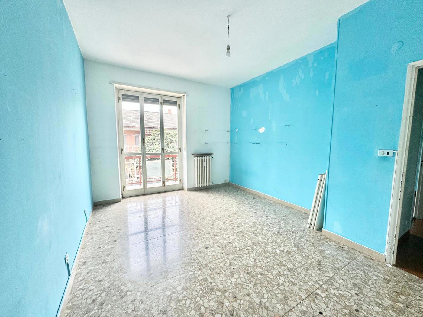 Trilocale da ristrutturare a Collegno