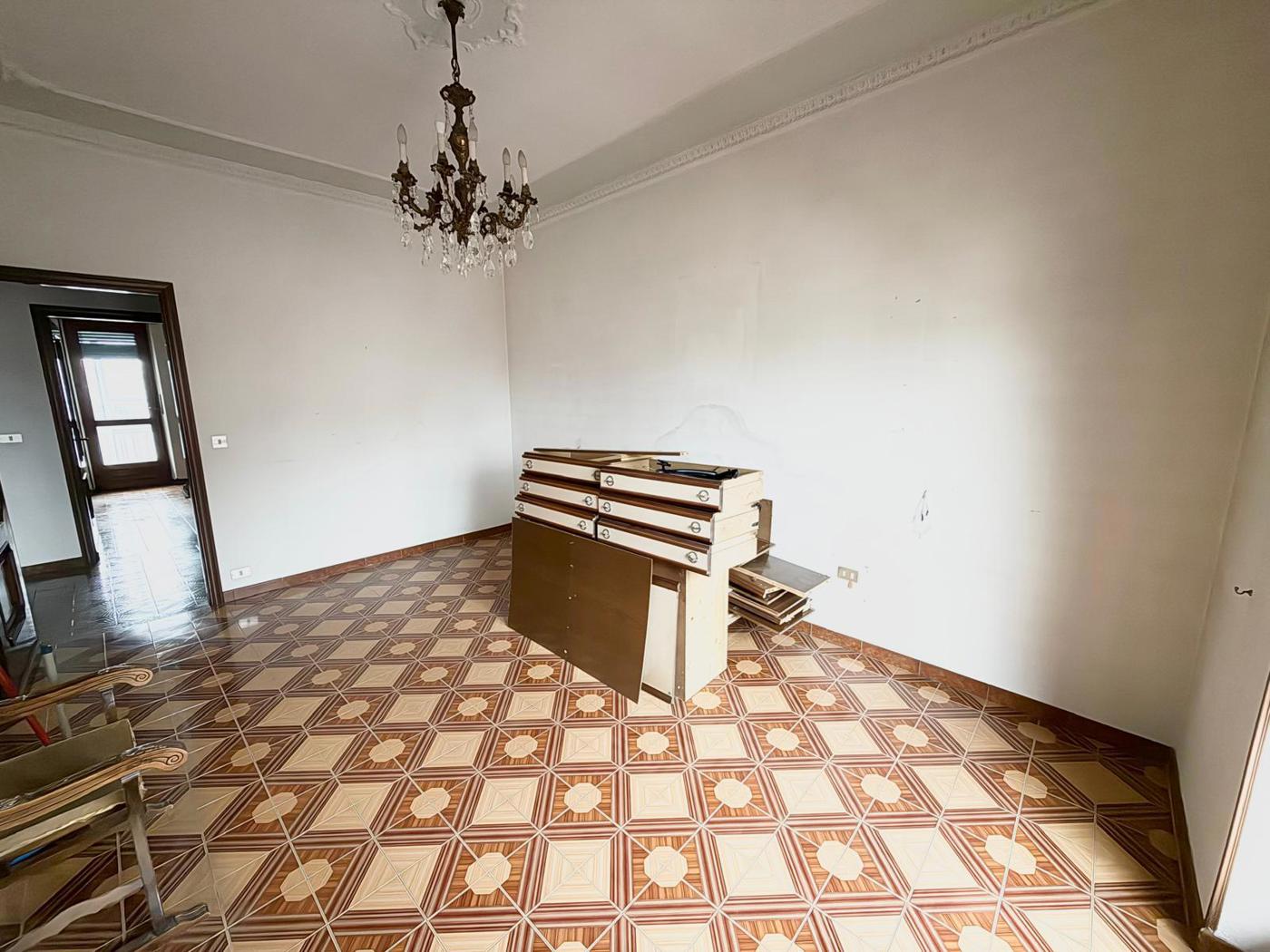 Trilocale da ristrutturare a Rivoli