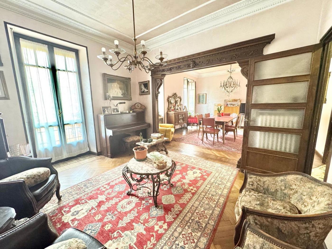 4-bed apartment, 180 m²