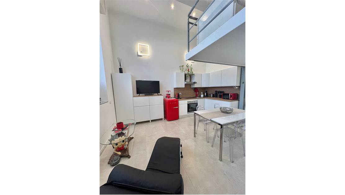 Trilocale ristrutturato a Milano