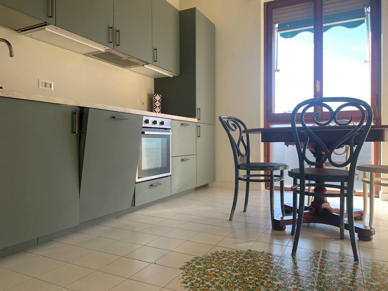 Trilocale arredato in affitto a Milano