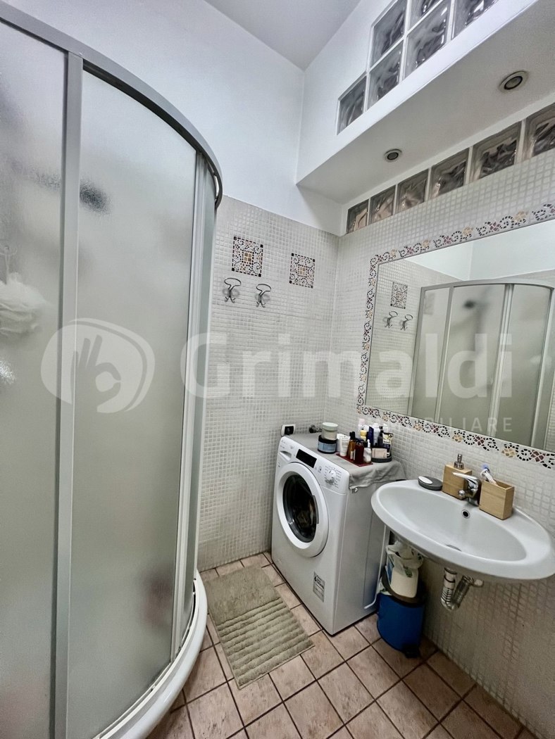 Monolocale arredato in affitto a Milano