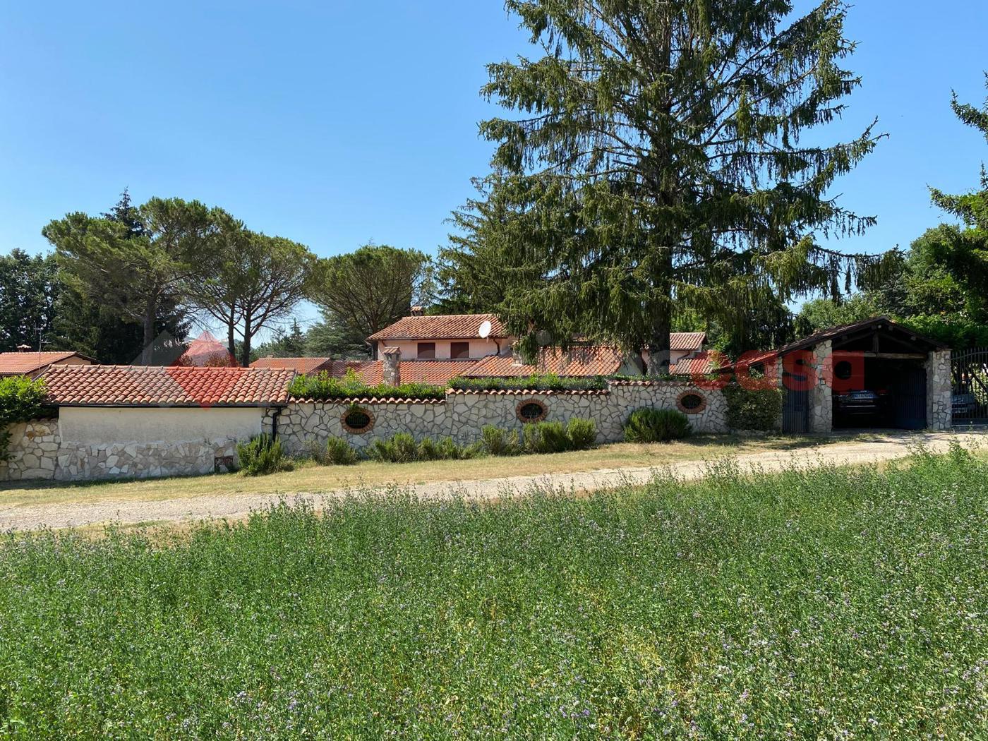 Villa in vendita a Rocca di Botte