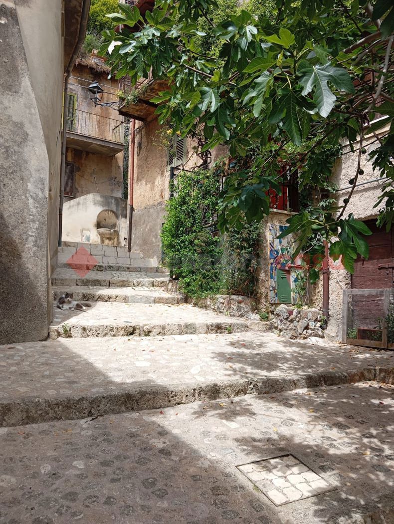 Casa indipendente in vendita a Arsoli