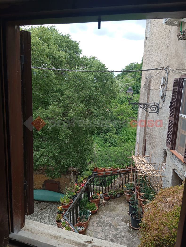 Casa indipendente in vendita a Roccagiovine