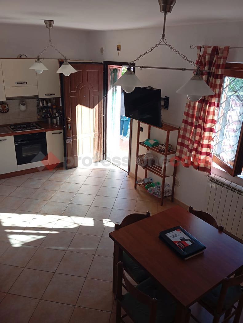 Villa con giardino a Rocca di Botte