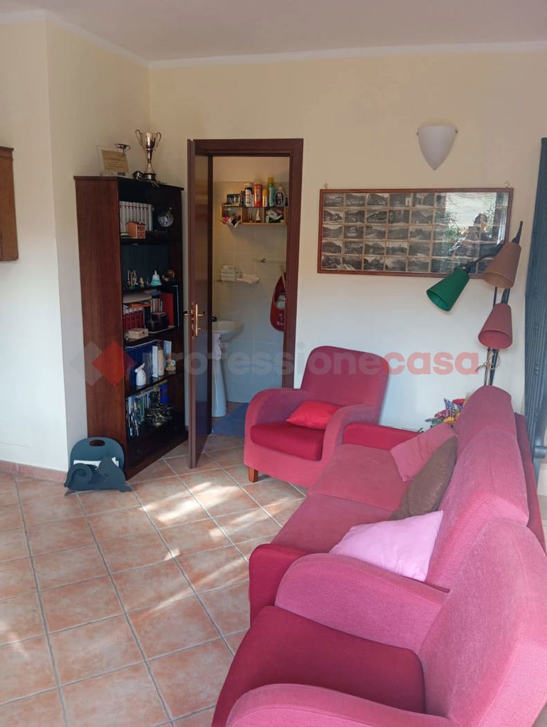 Villa con giardino a Rocca di Botte