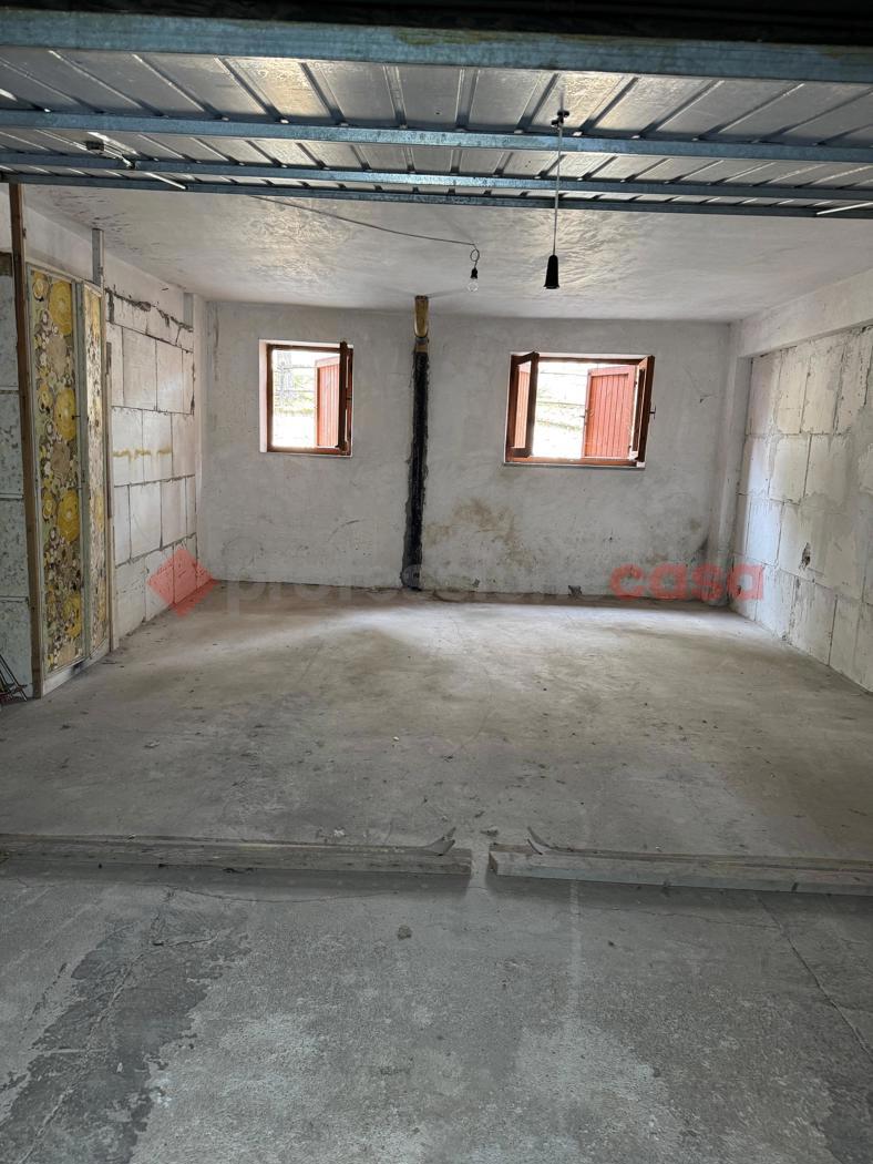 Box/Garage 27mq in vendita a Subiaco