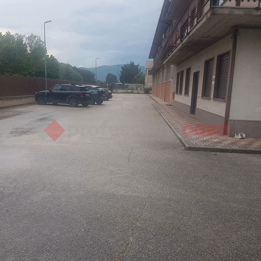 Ufficio con box doppio a Carsoli