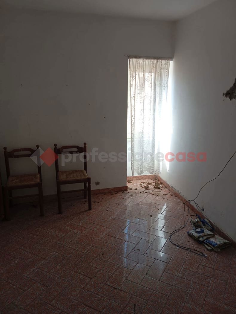 Trilocale da ristrutturare a Vallinfreda