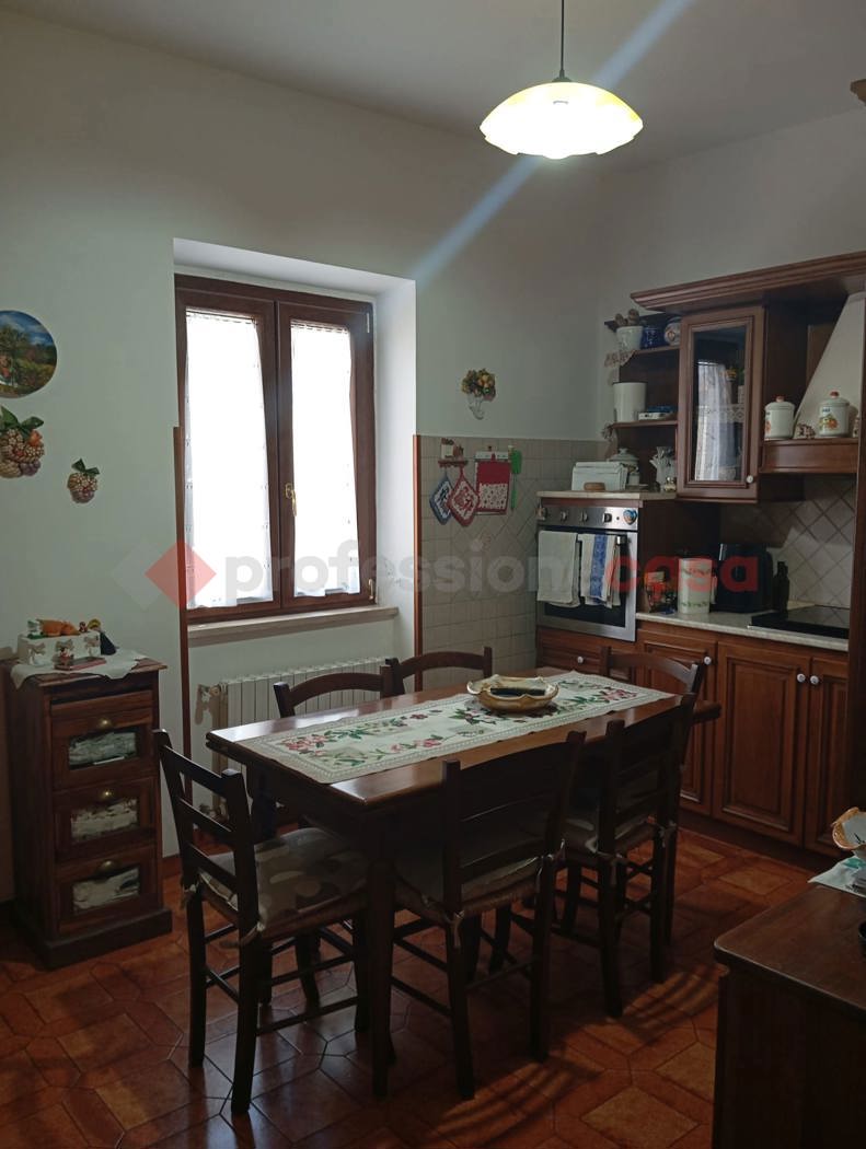 Quadrilocale con box doppio a Oricola