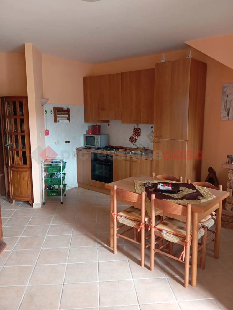 Trilocale in vendita a Rocca di Botte