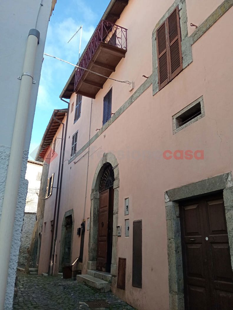 Appartamento da ristrutturare a Riofreddo