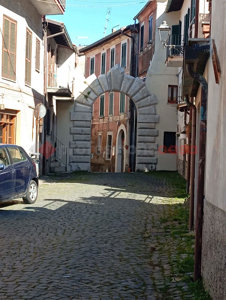 Appartamento da ristrutturare a Riofreddo