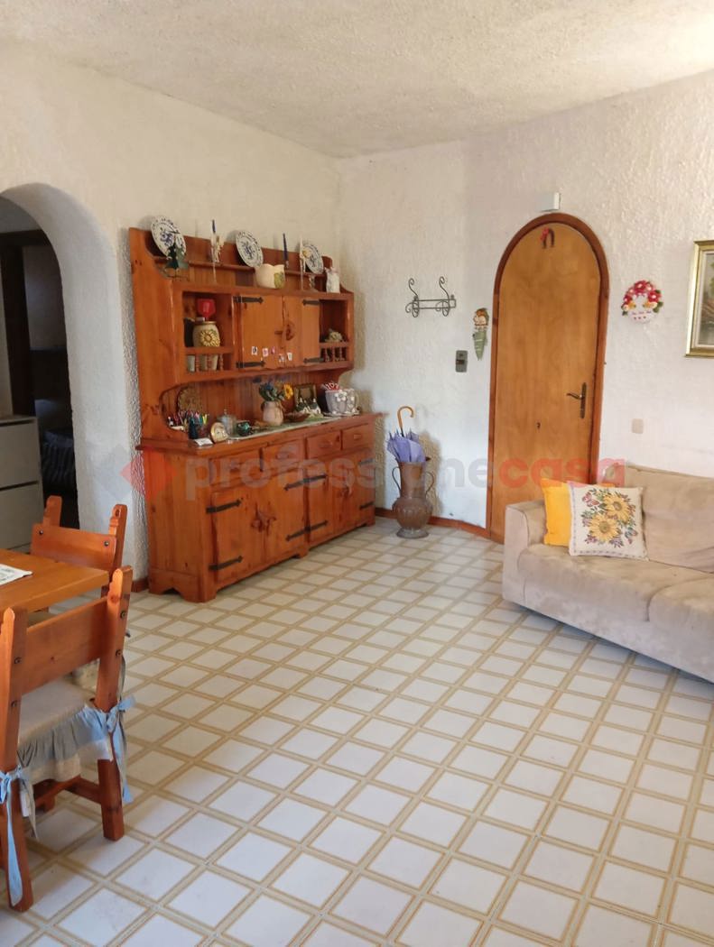 Bilocale in vendita a Rocca di Botte