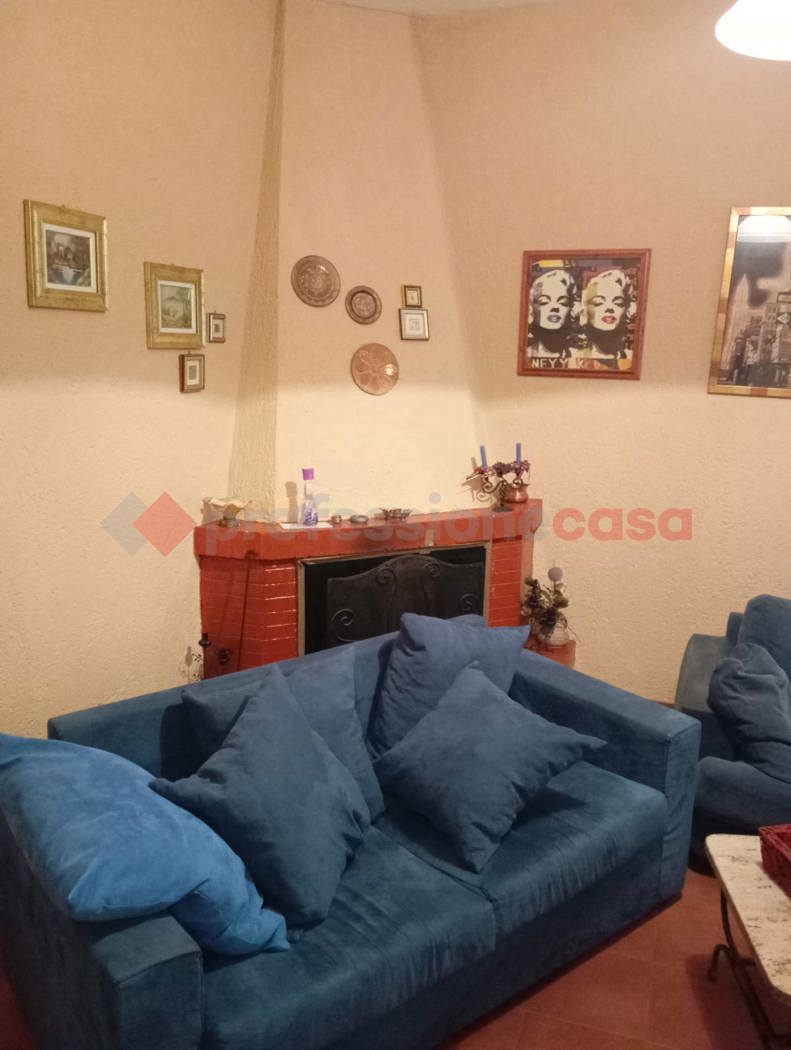 Quadrilocale in vendita a Cervara di Roma