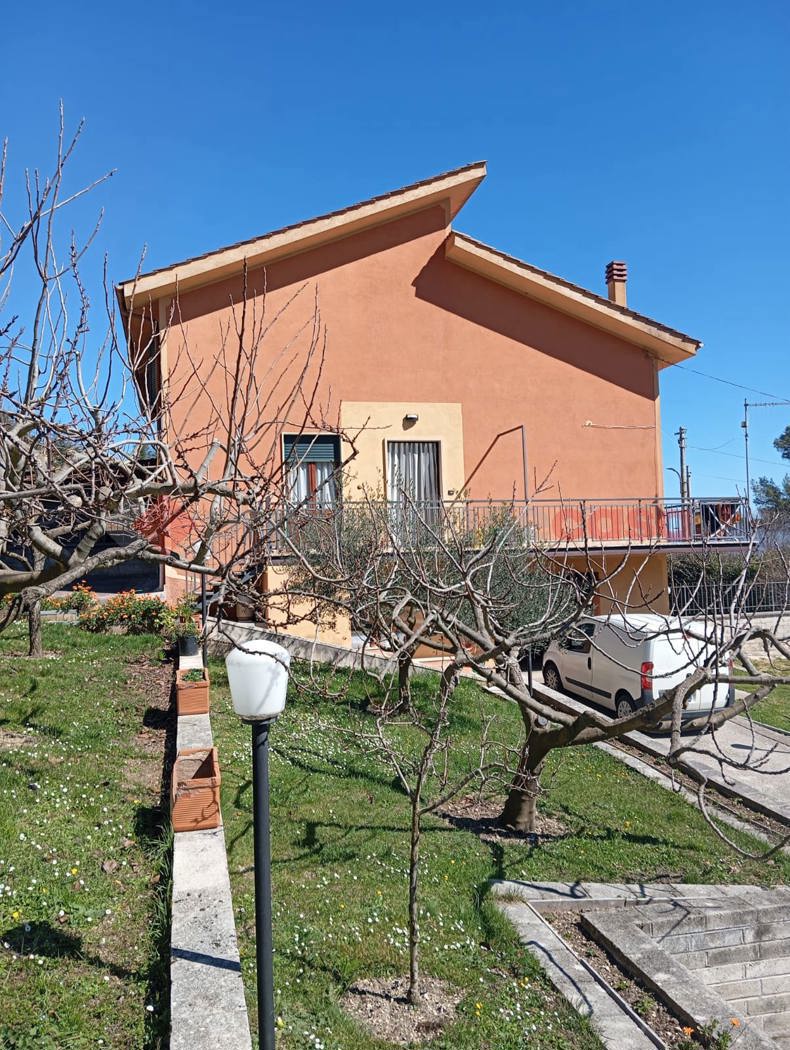 Villa Bifamiliare in vendita a Vallinfreda