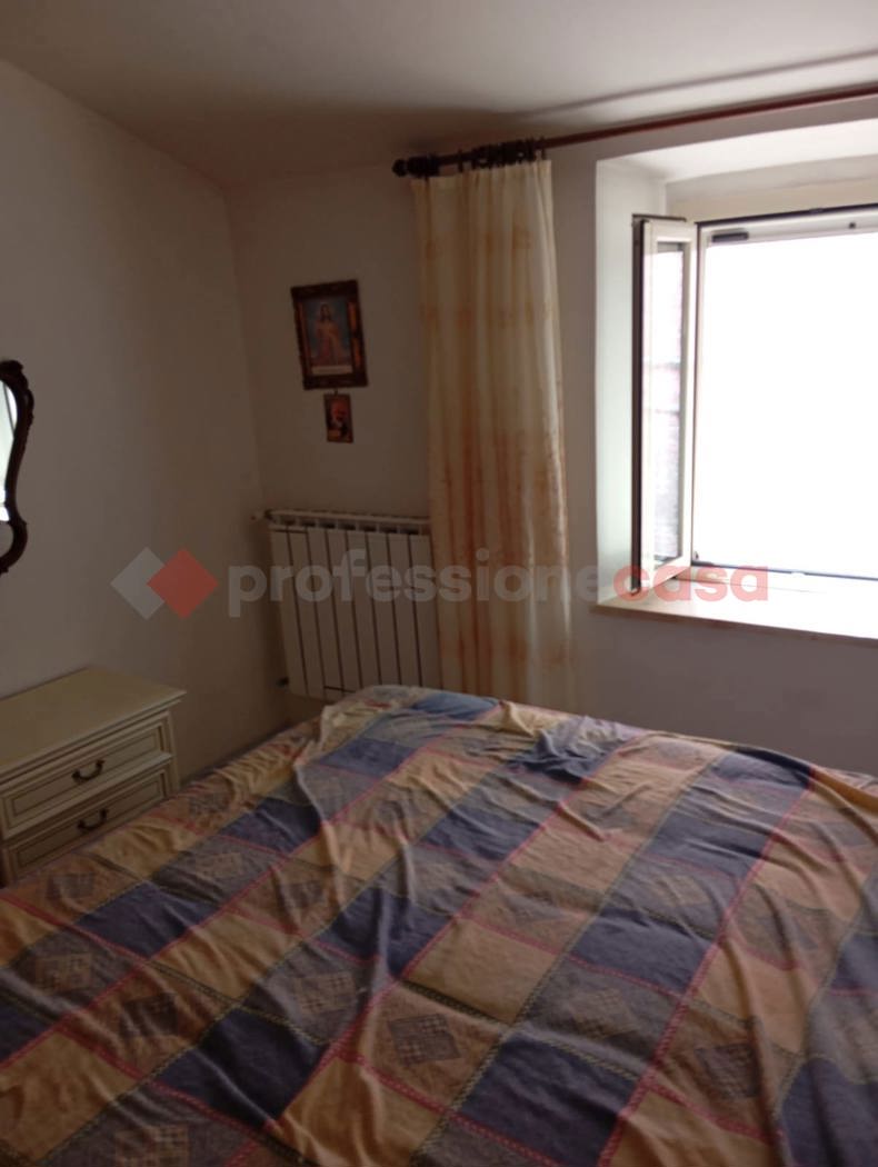 Casa indipendente in vendita a Vallinfreda