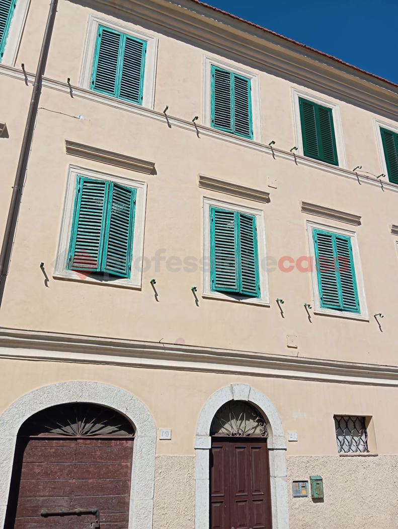 Quadrilocale in vendita a Roccagiovine