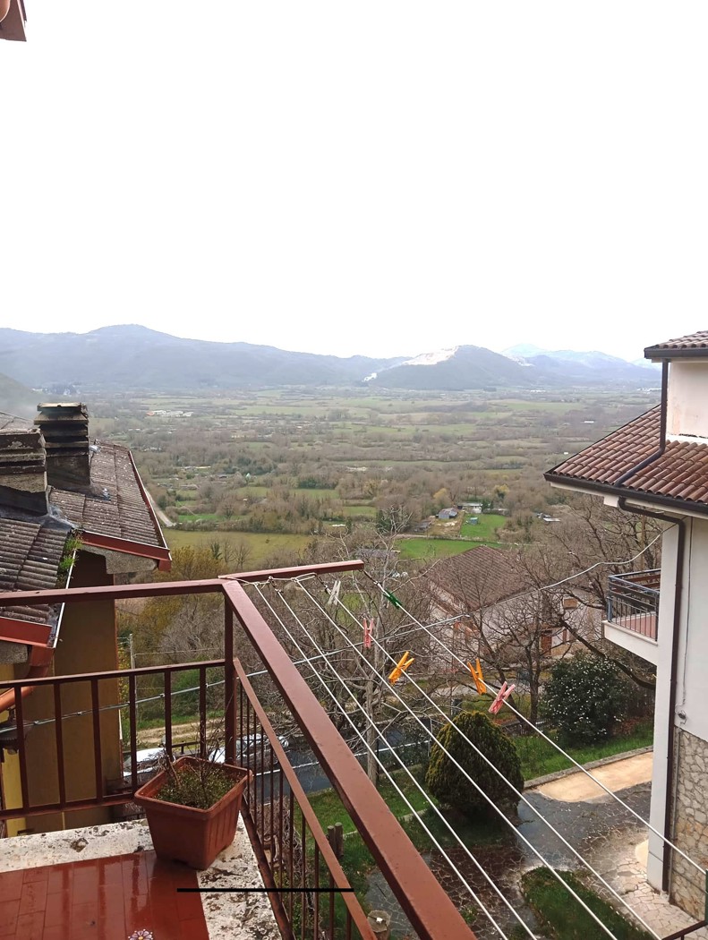 Quadrilocale in vendita a Pereto