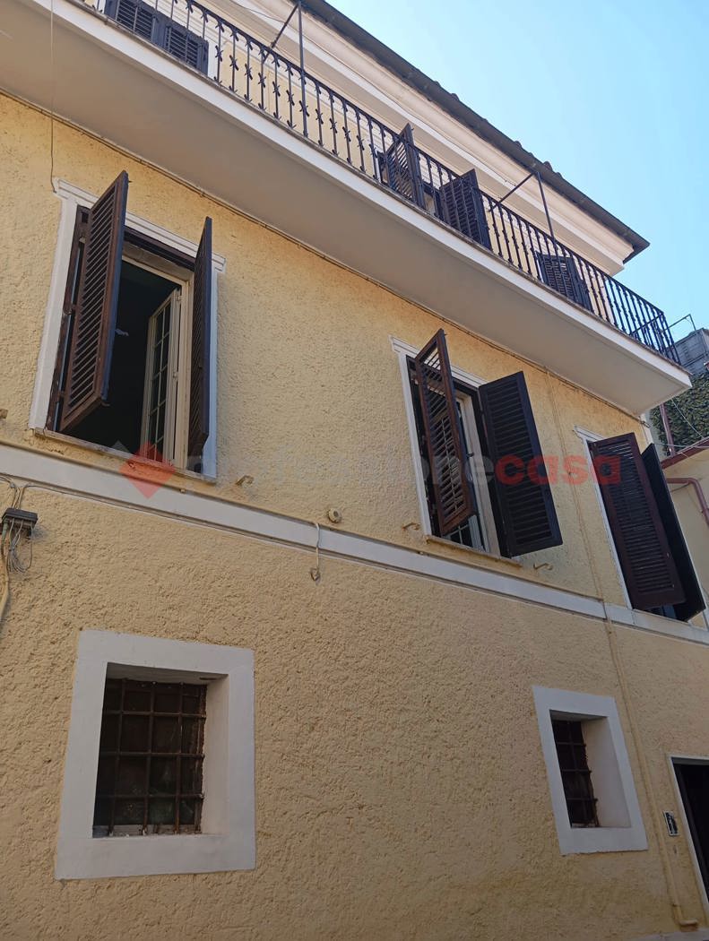 Casa indipendente da ristrutturare a Mandela