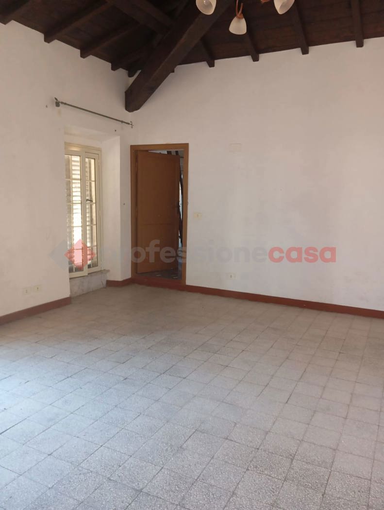 Casa indipendente da ristrutturare a Mandela