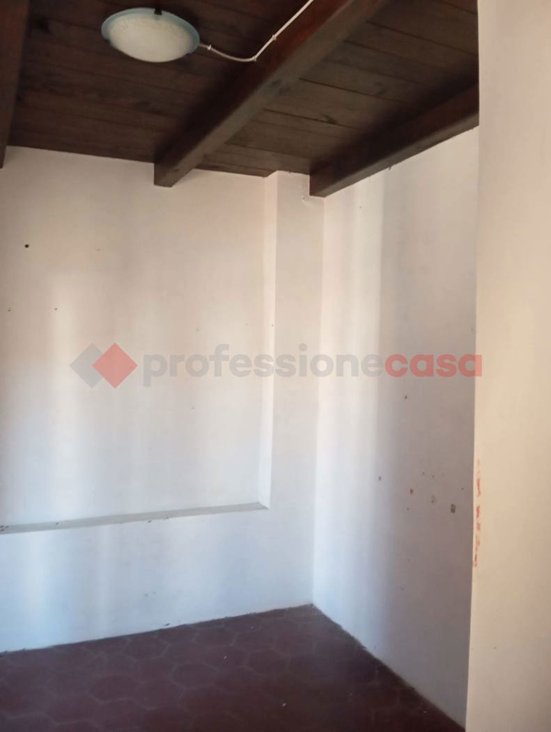 Casa indipendente da ristrutturare a Mandela