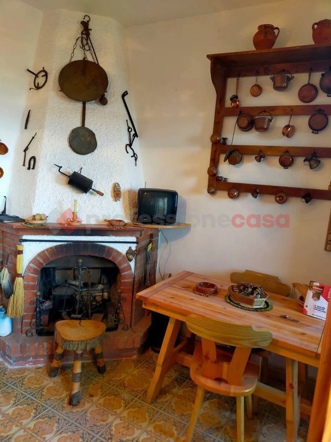 Bilocale in vendita a Vallinfreda