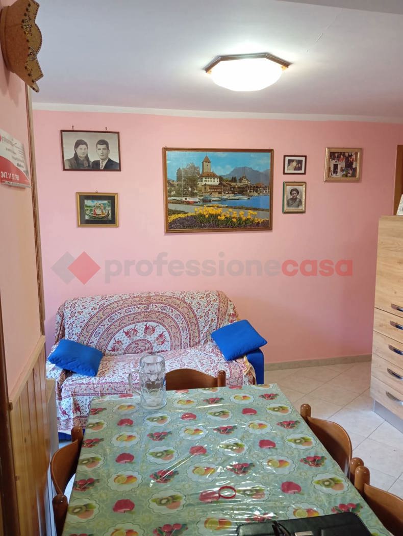 Casa indipendente in vendita a Vallinfreda