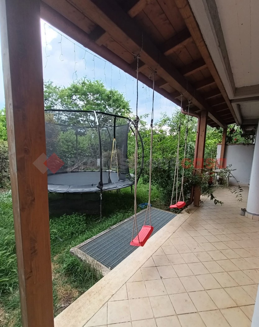 Villa con giardino a Oricola