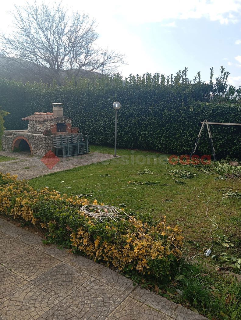 Appartamento in vendita a Rocca di Botte