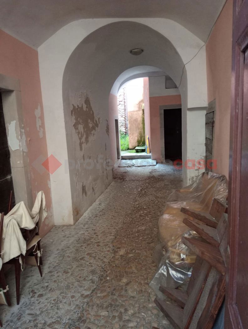 Appartamento da ristrutturare a Riofreddo