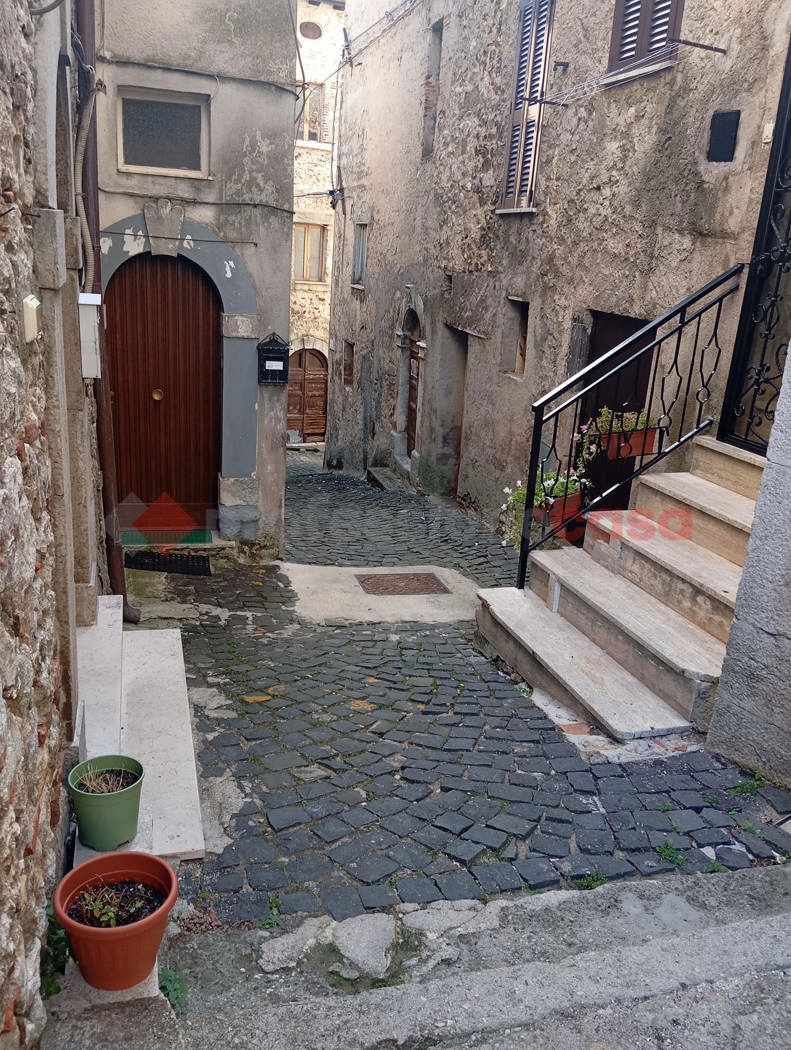 Casa indipendente in vendita a Carsoli