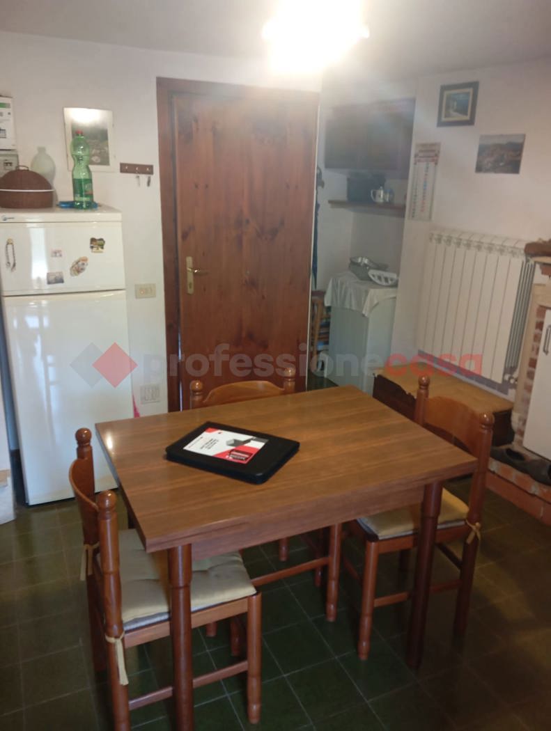 Casa indipendente in vendita a Vallinfreda