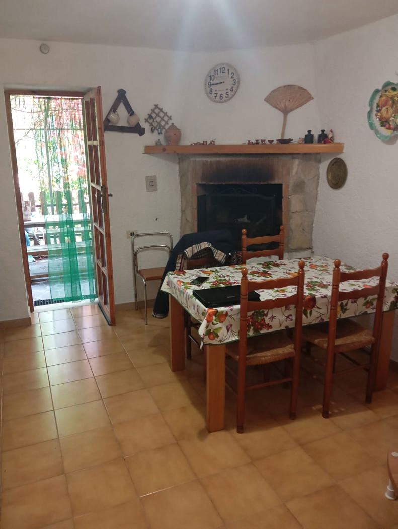 Casa indipendente in vendita a Camerata Nuova