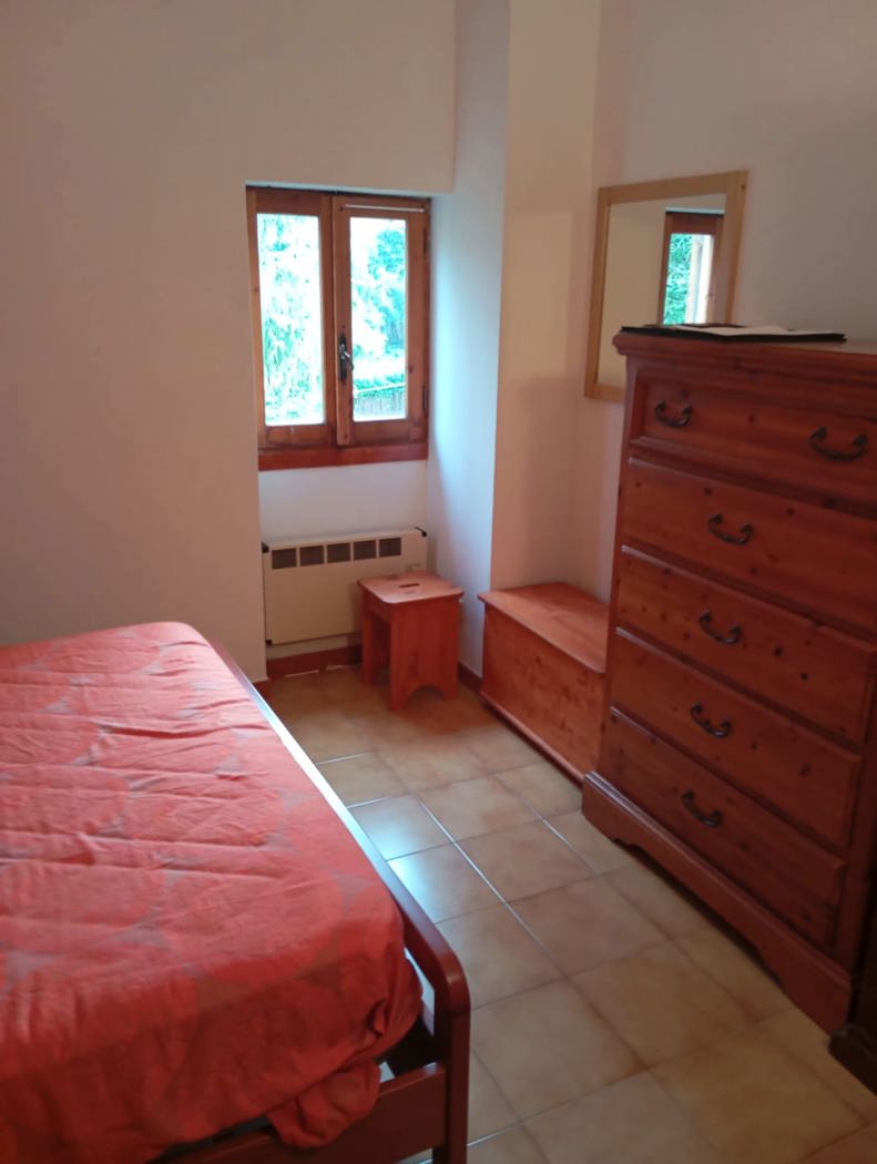 Casa indipendente in vendita a Camerata Nuova
